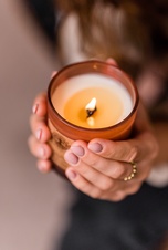 NATAVA Vonná sójová svíčka s esenciálními oleji