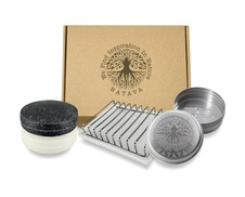 Dárkové balení NATAVA tuhý šampon Aktivní uhlí a balzám Oliva s kovovou mýdlenkou a cestovní kulatou mýdlenkou
