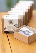 NATAVA tuhý šampon aktivní uhlí