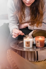 NATAVA Vonná sójová svíčka - Bílé květy, Vonná svíčka Svěží citrus